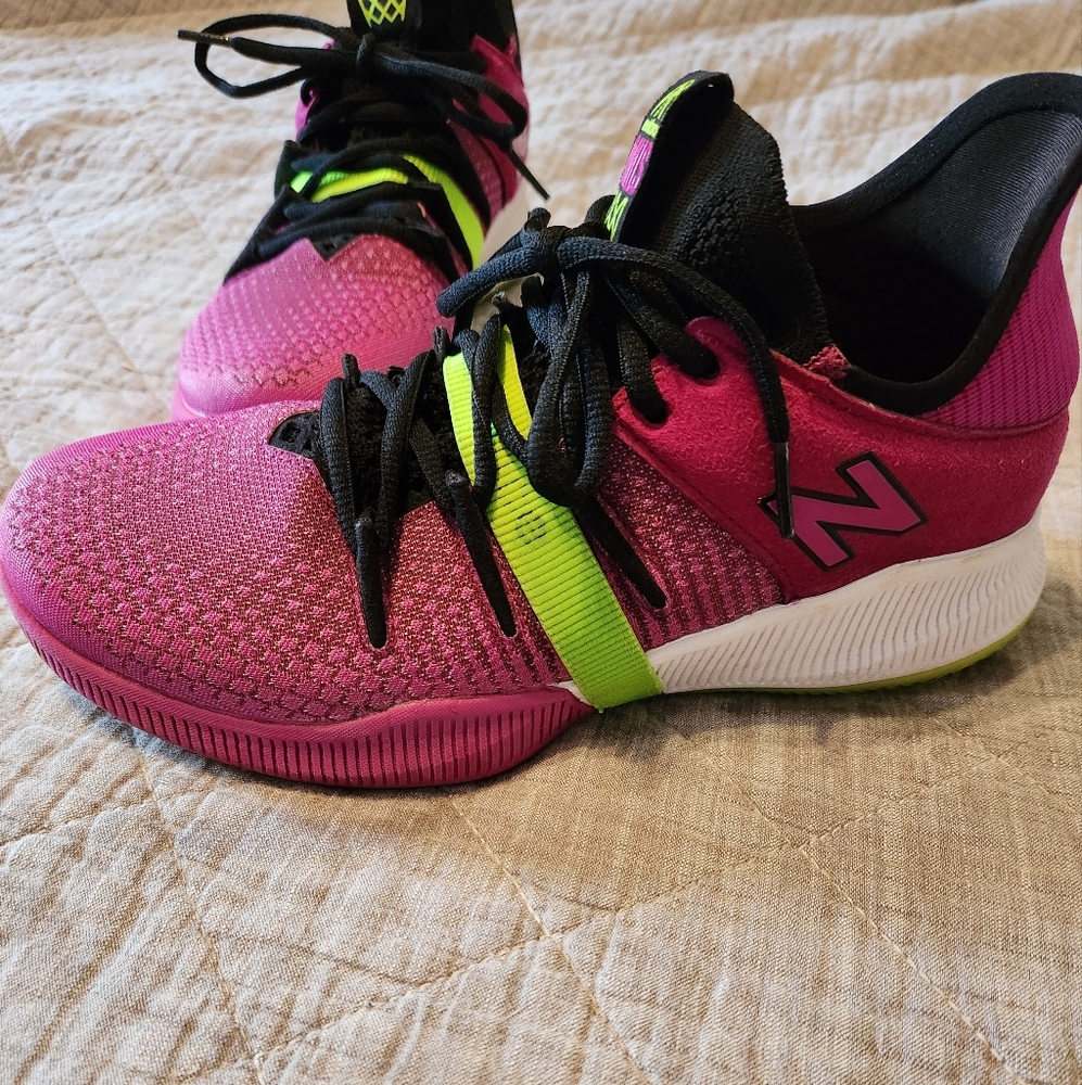 New Balance Men's OMN1S Low Berry Lime Basketball Shoes